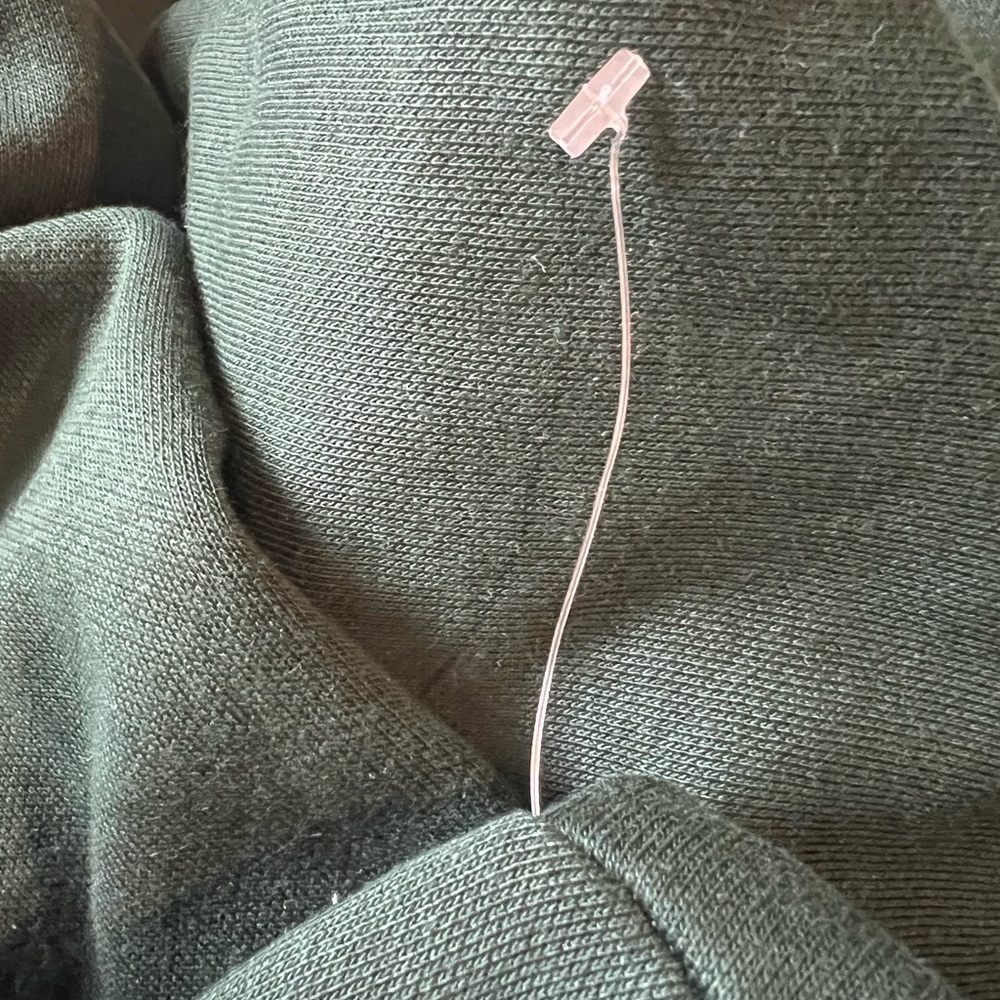 Columbia Pullover - Picture 4 of 4